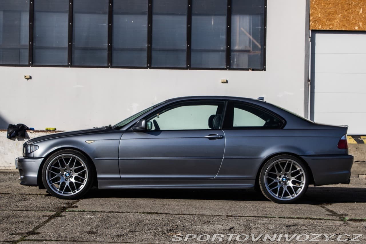 2003 BMW 3-Series - 13