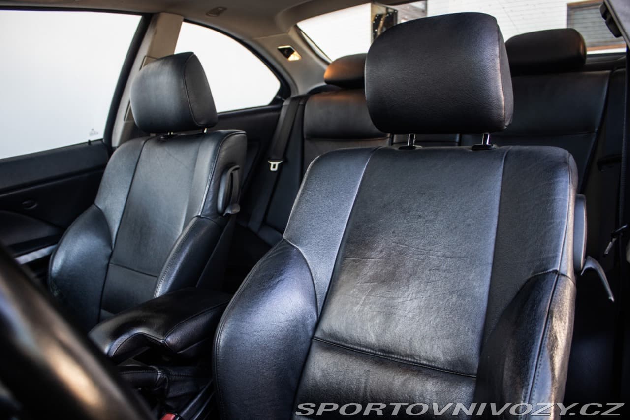 2003 BMW 3-Series - 16