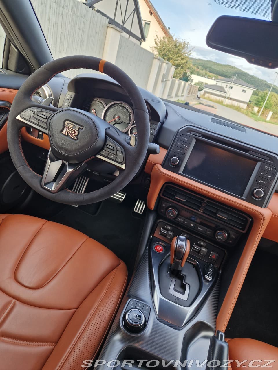 2018 Nissan GT-R - 20