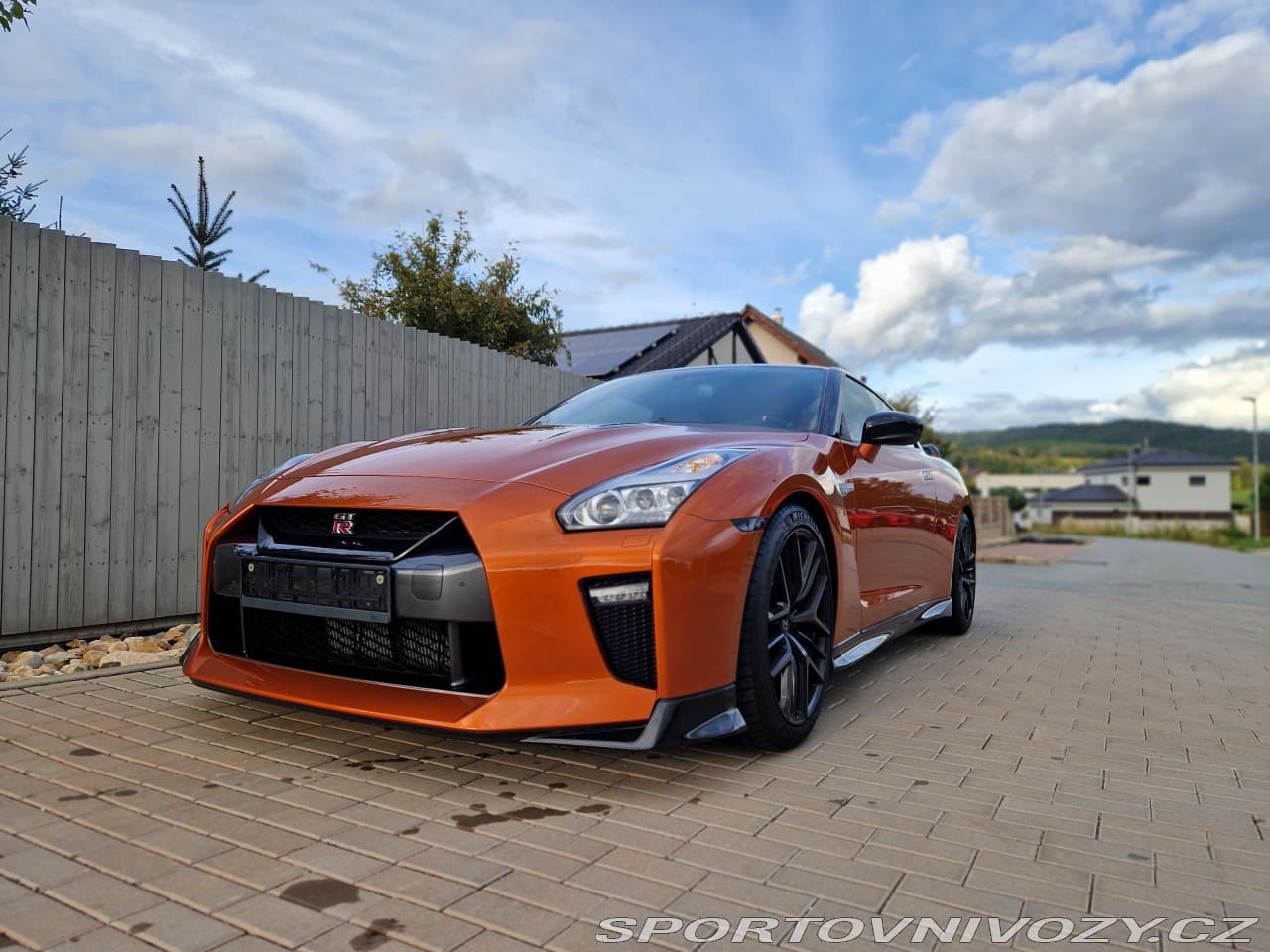 2018 Nissan GT-R - 3
