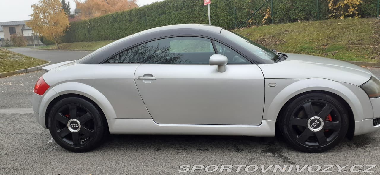 2000 Audi TT - 11