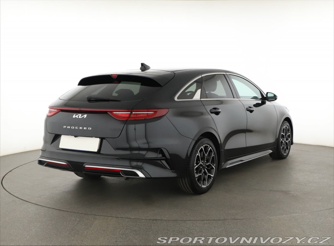 2022 Kia Proceed - 9
