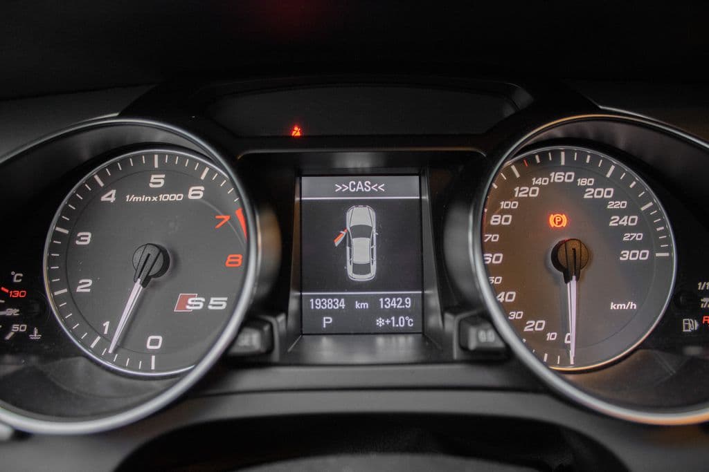 2011 Audi S5 - 15