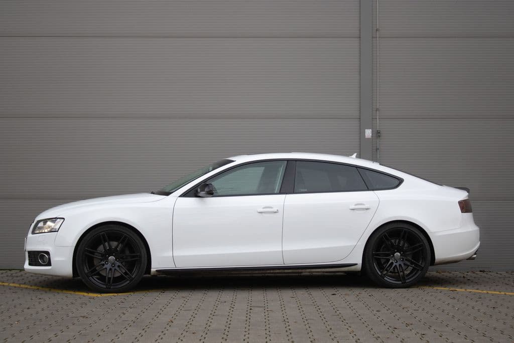 2011 Audi S5 - 8