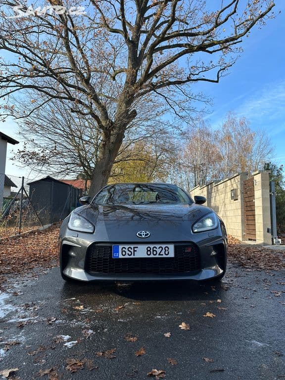 2024 Toyota GR86 - 4