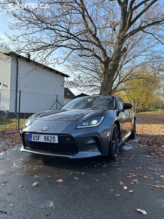 2024 Toyota GR86 - 7