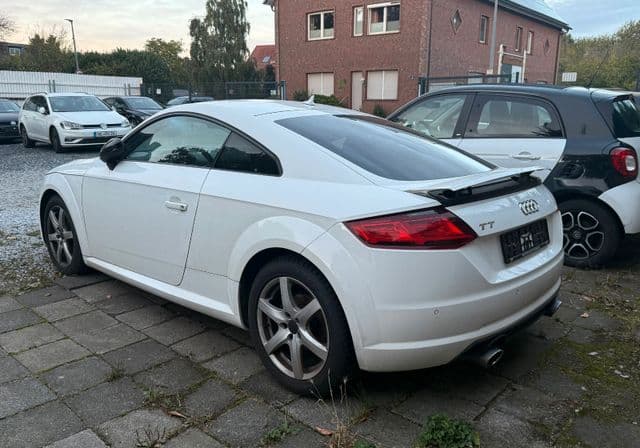 2015 Audi TT - 11