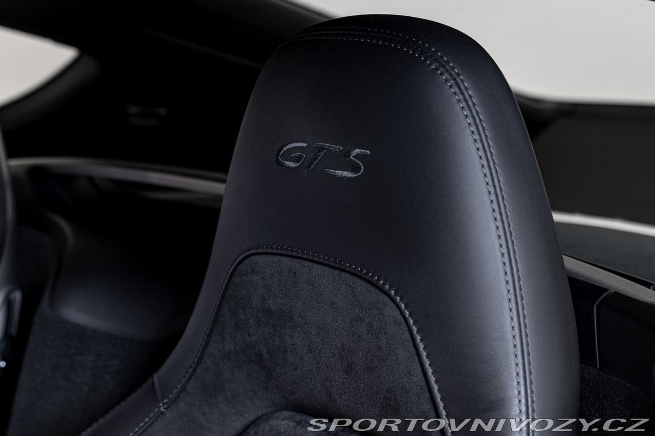 2020 Porsche CAYMAN - 14