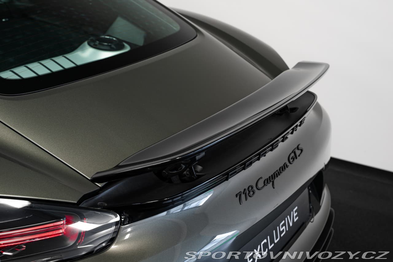 2020 Porsche CAYMAN - 17