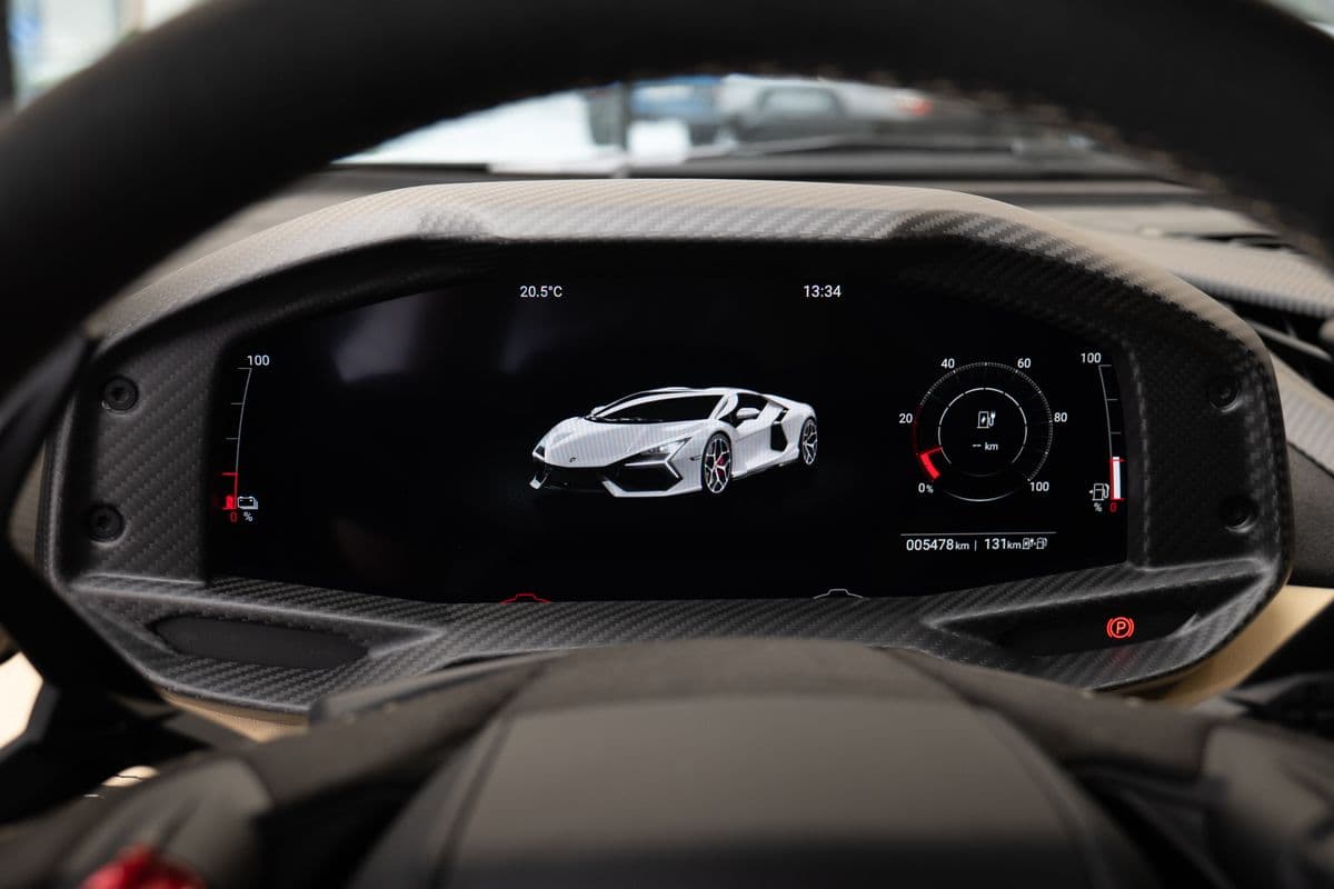 2024 Lamborghini REVUELTO - 17
