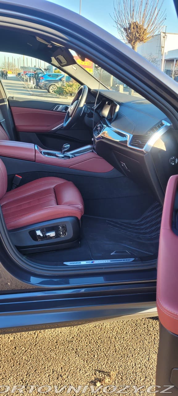 2020 BMW X6 - 11