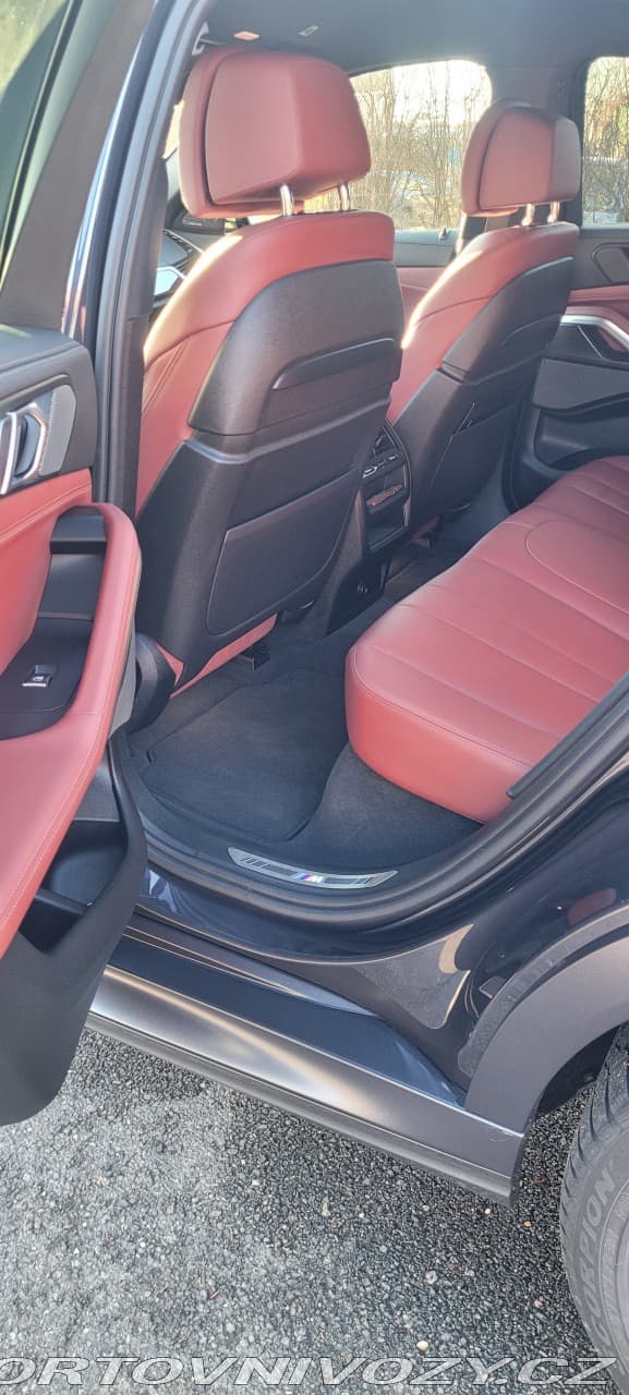 2020 BMW X6 - 12