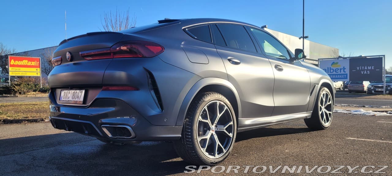 2020 BMW X6 - 2