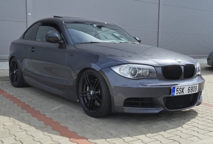 2013 BMW 1-SERIES - 8