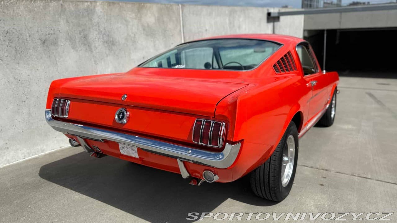 1965 Ford MUSTANG - 4