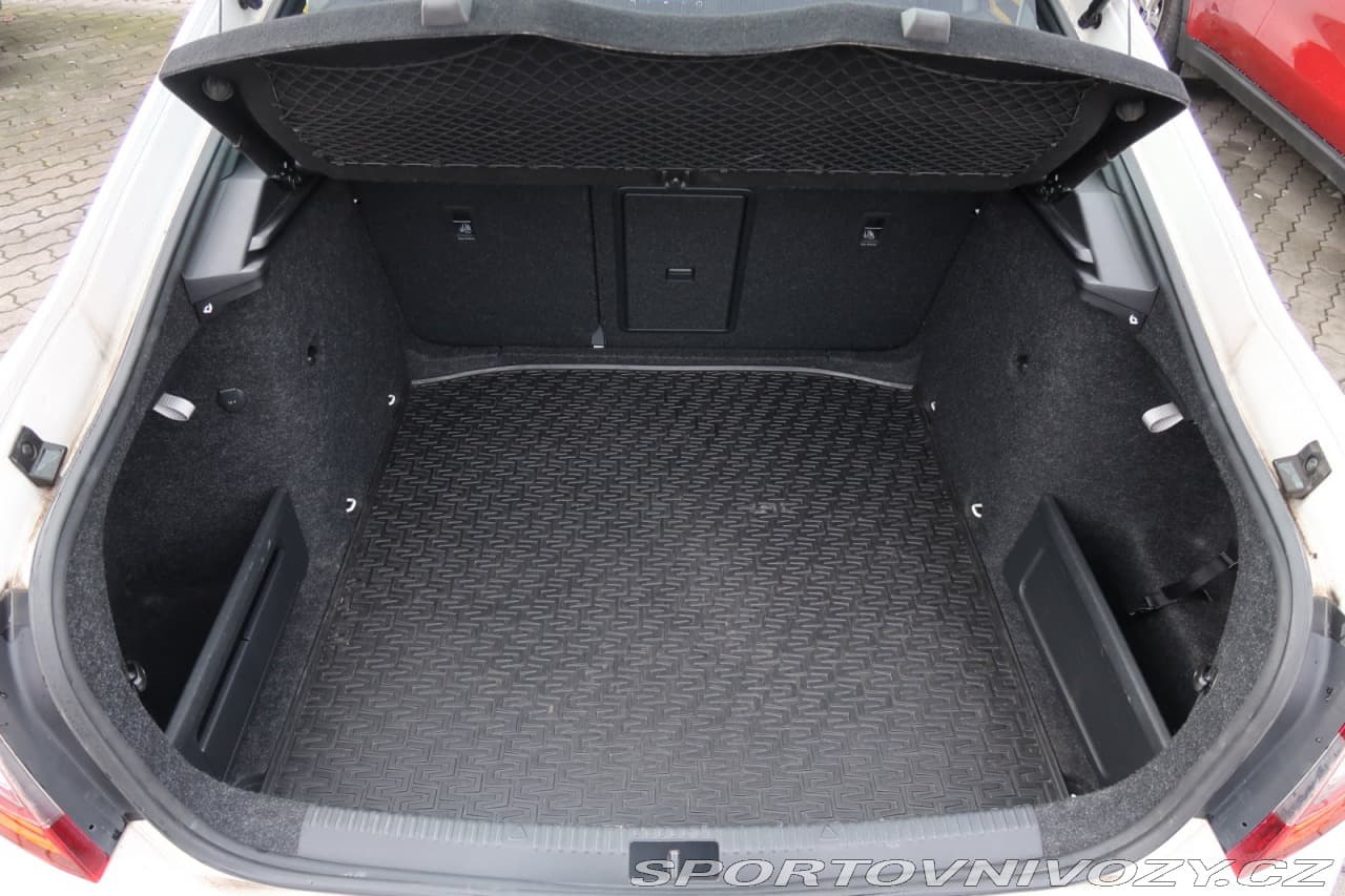 2017 Škoda Octavia - 53