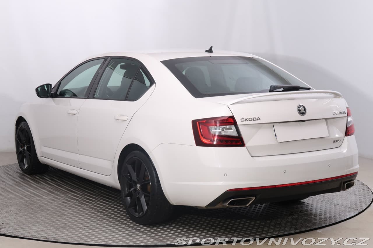 2017 Škoda Octavia - 13