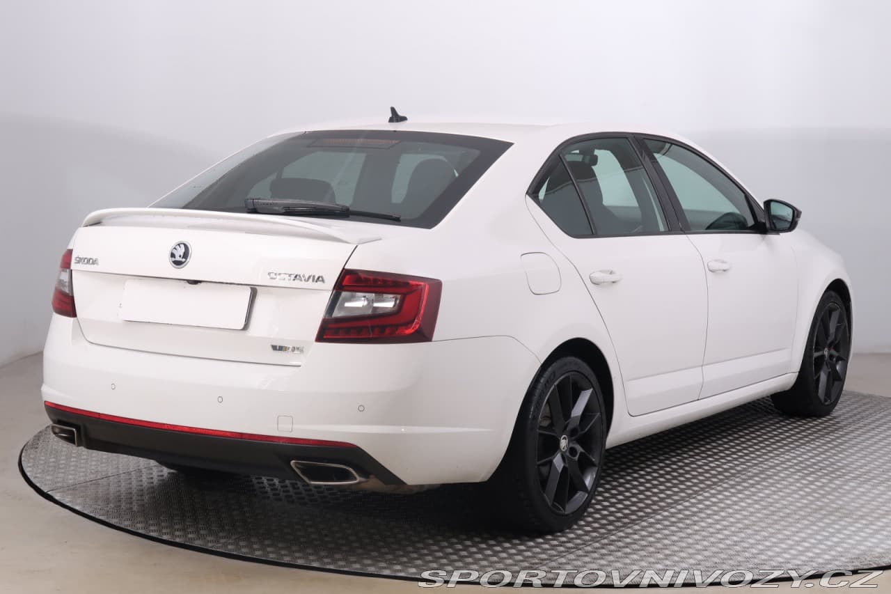 2017 Škoda Octavia - 17