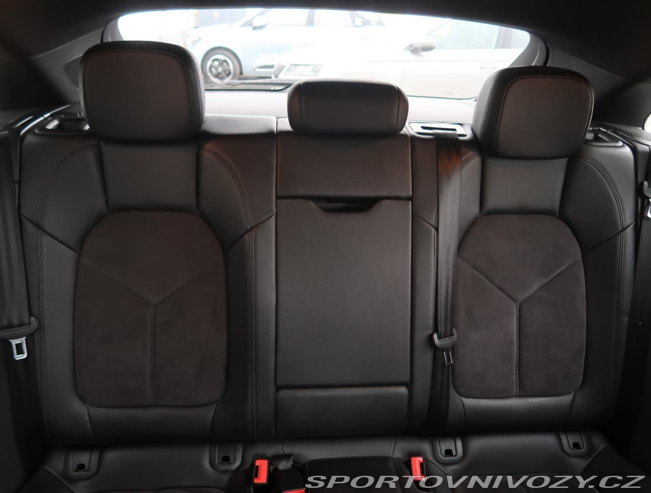 2014 Porsche Macan - 37