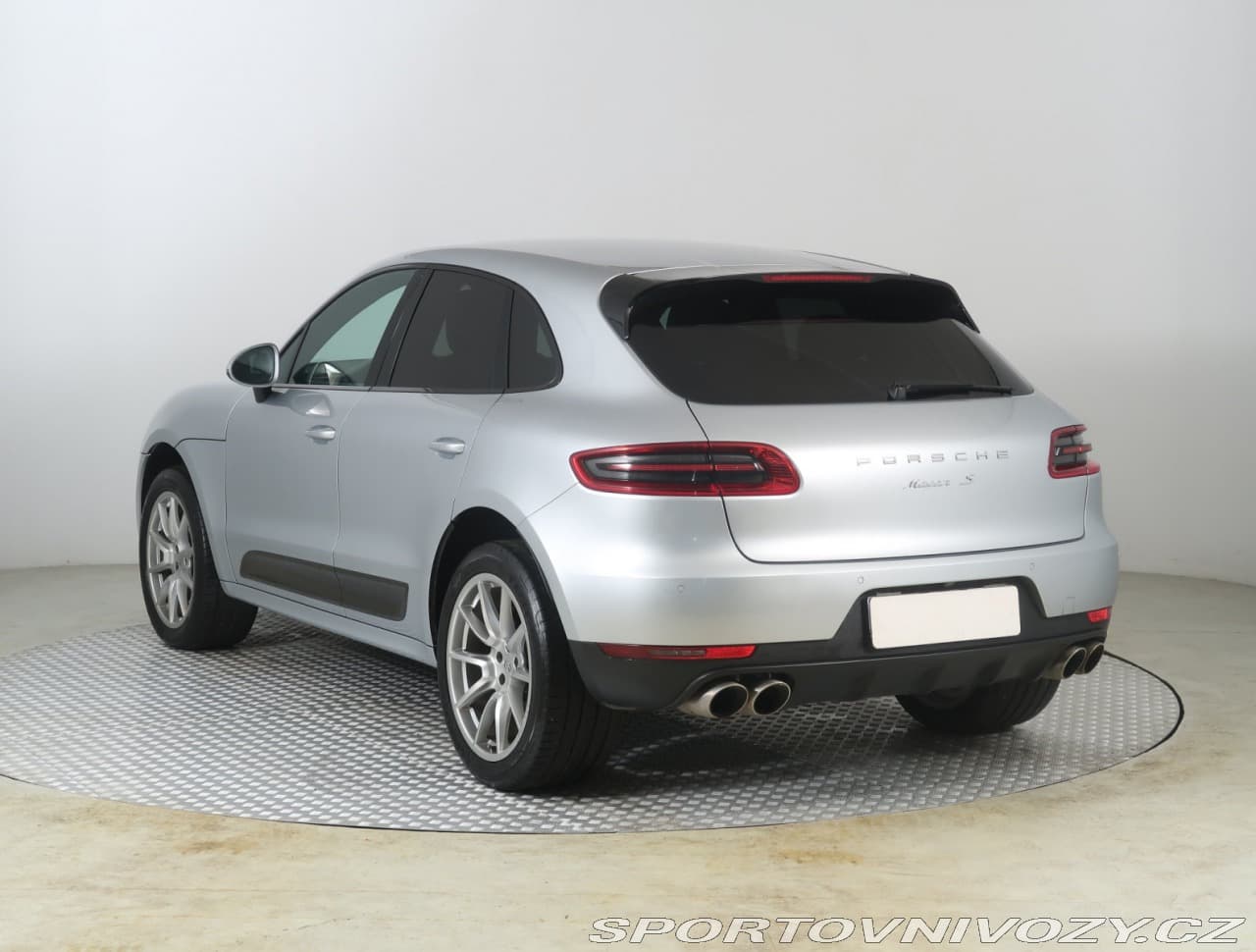 2014 Porsche Macan - 13