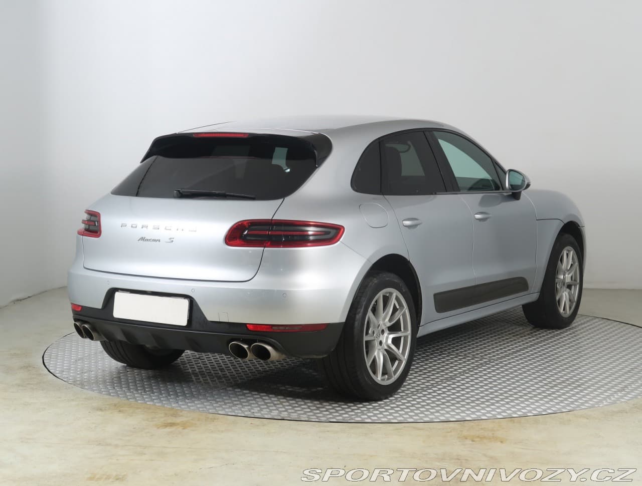 2014 Porsche Macan - 17