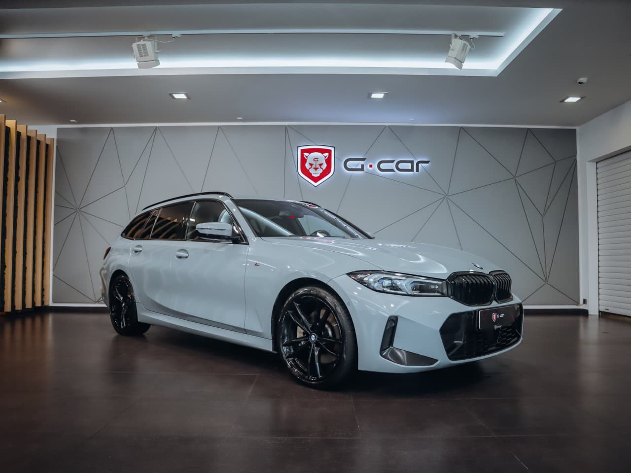 BMW 3 330d xDrive Touring 210 k