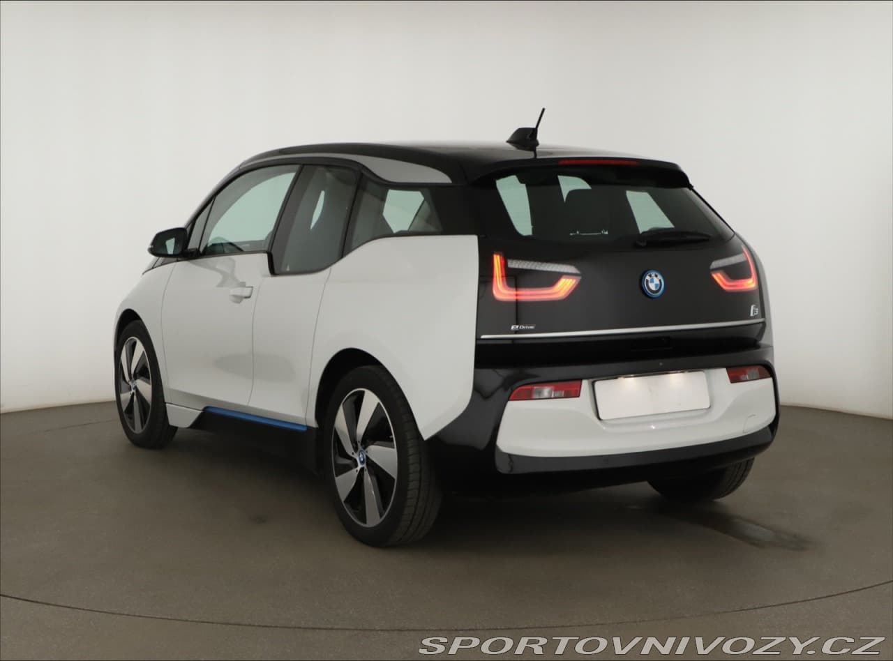 2020 BMW I3 - 13