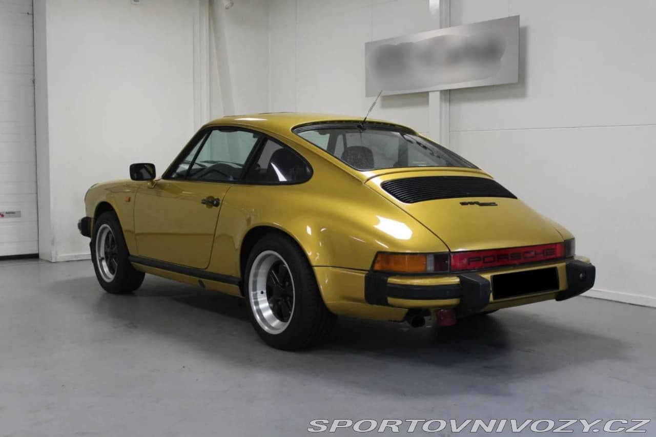 1983 Porsche 911 - 6