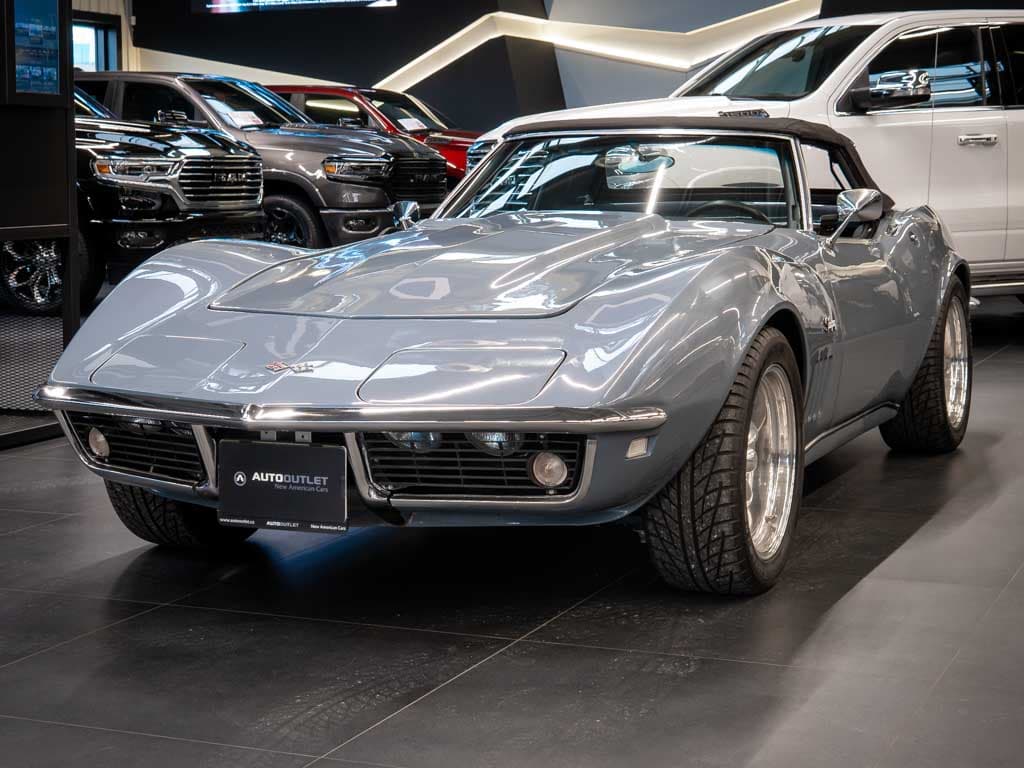 1968 Chevrolet CORVETTE - 18