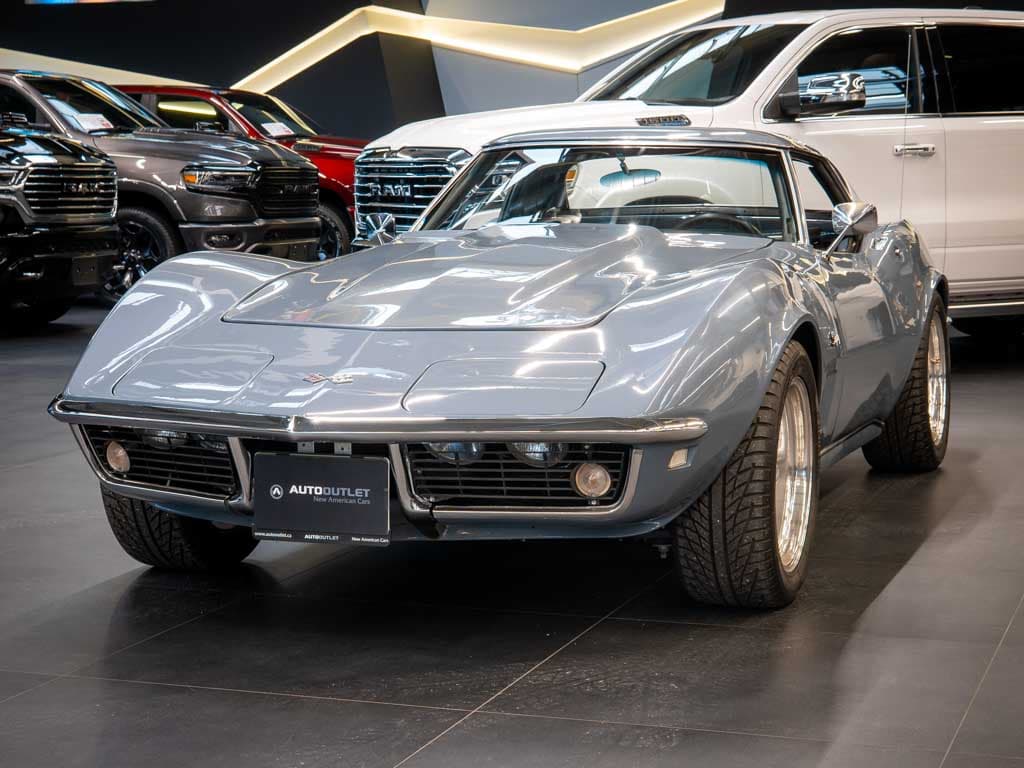 1968 Chevrolet CORVETTE - 4