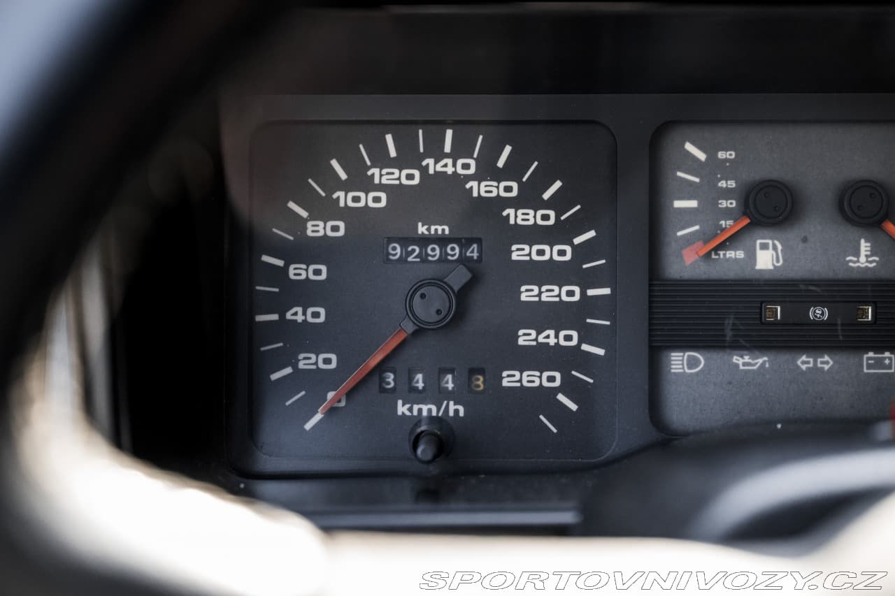 1986 Ford SIERRA - 13
