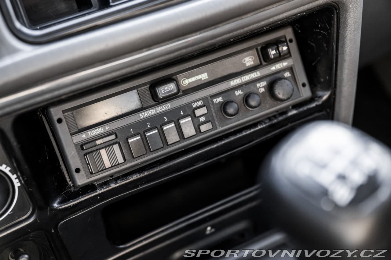 1986 Ford SIERRA - 14