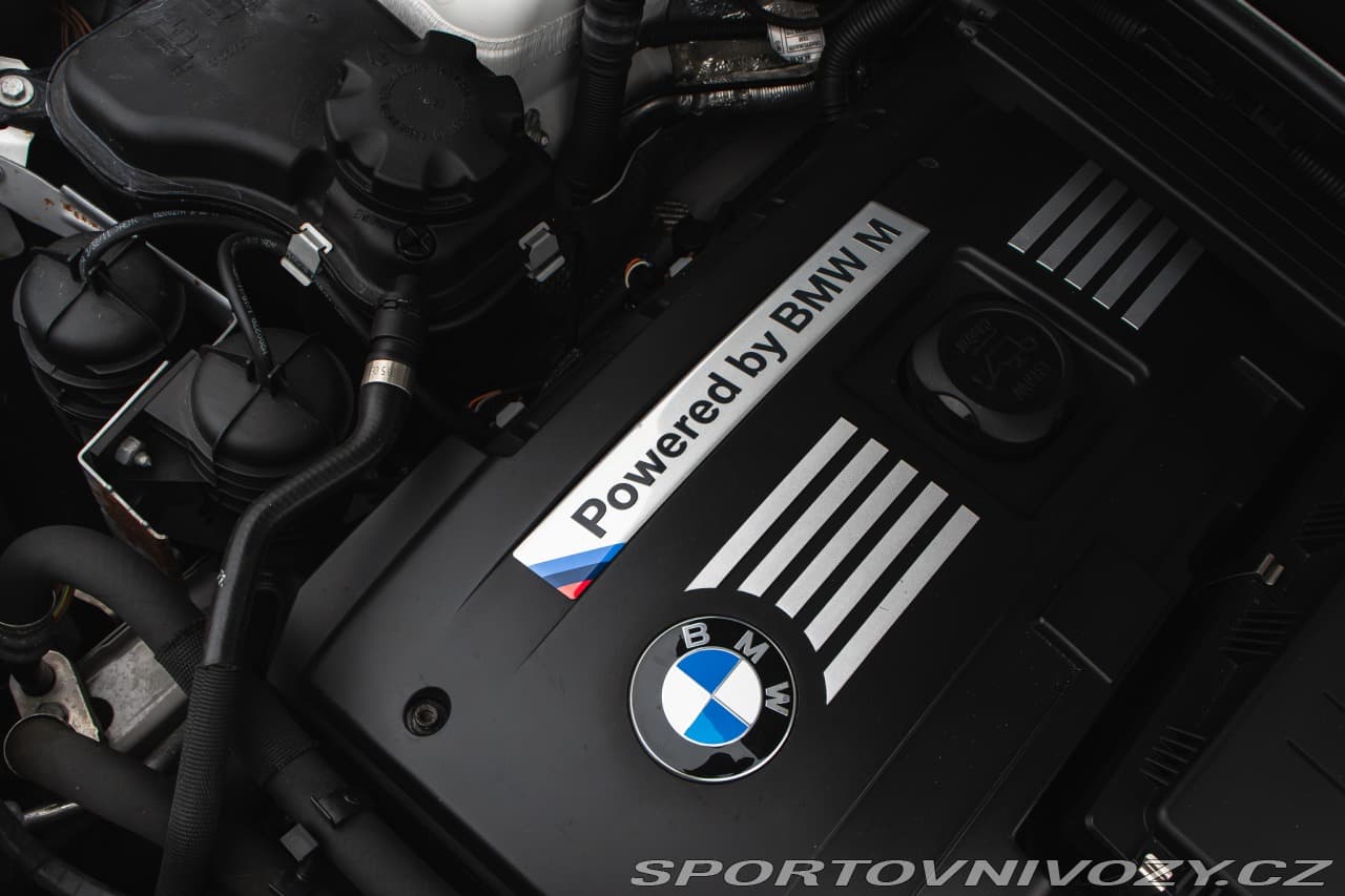 2012 BMW 1-SERIES - 4