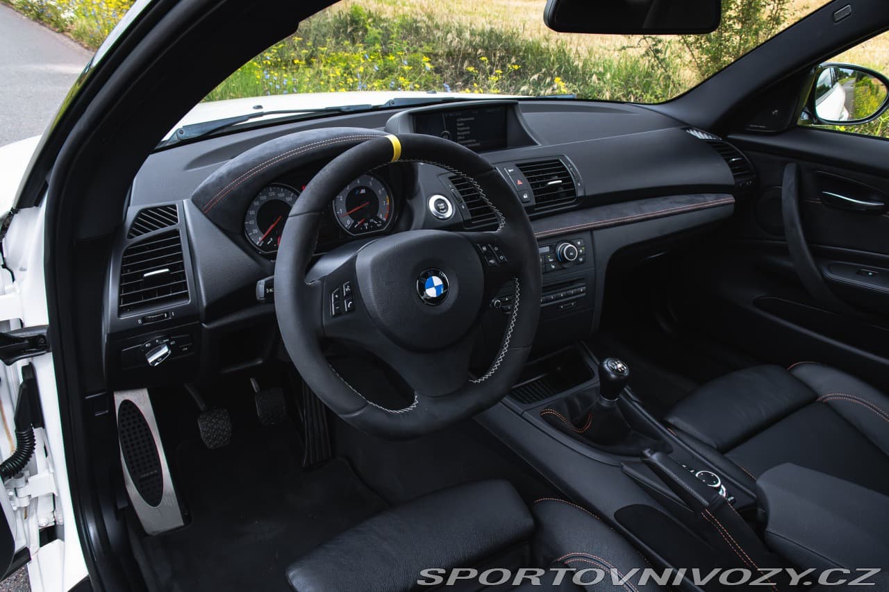 2012 BMW 1-SERIES - 9