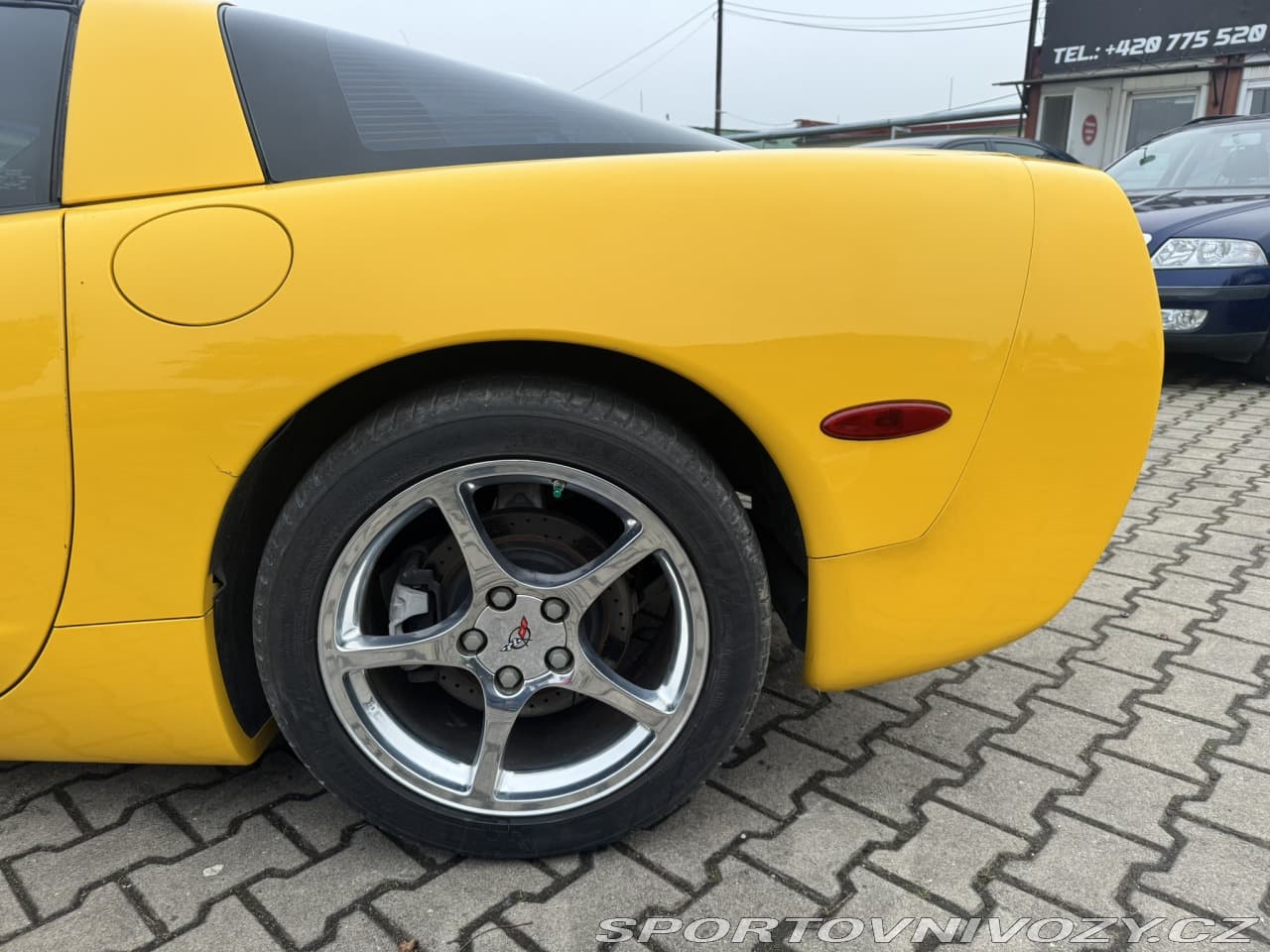 2001 Chevrolet CORVETTE - 17