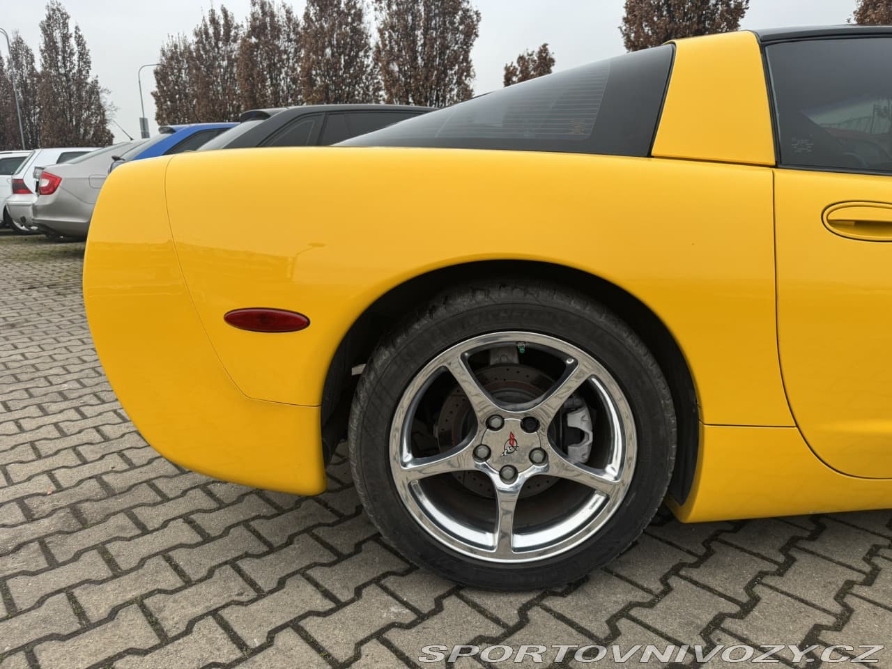 2001 Chevrolet CORVETTE - 18
