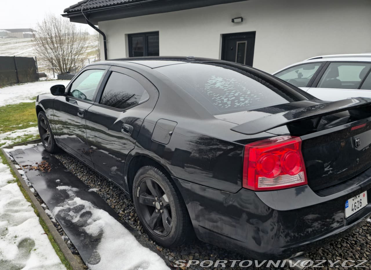 2010 Dodge CHARGER - 13