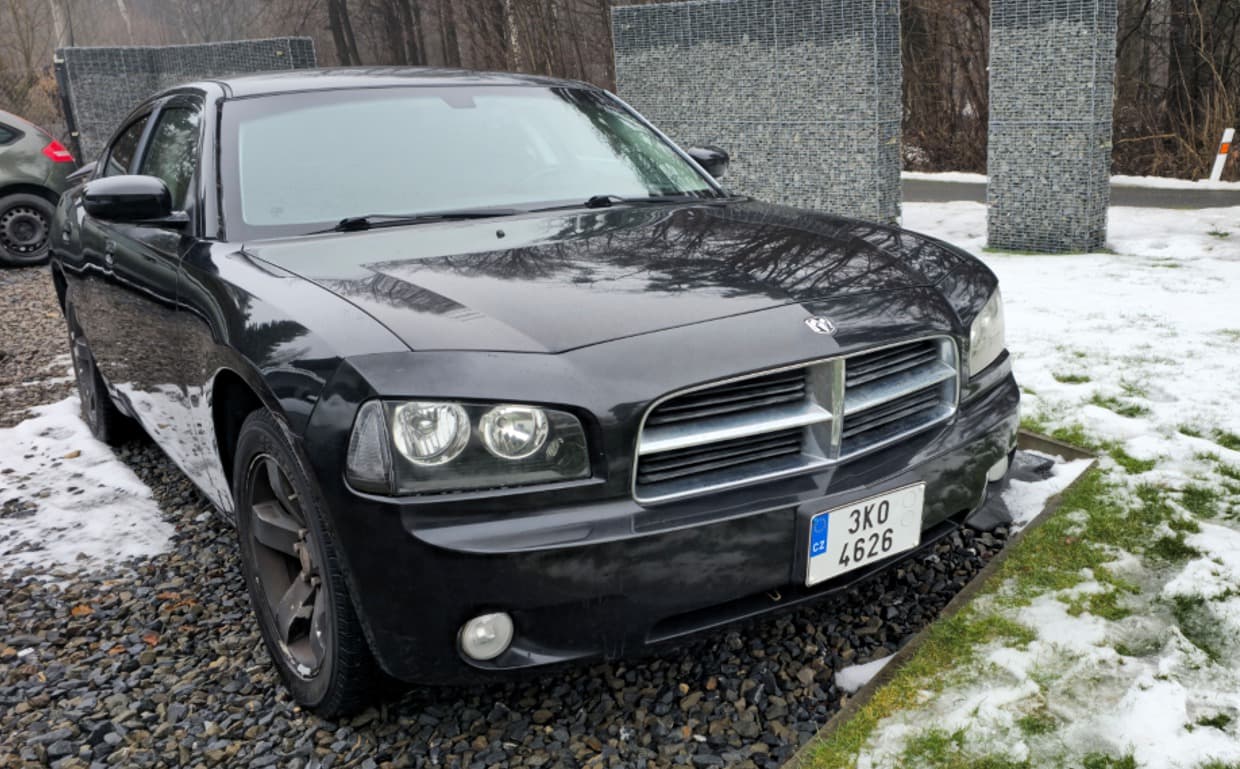 2010 Dodge CHARGER - 14