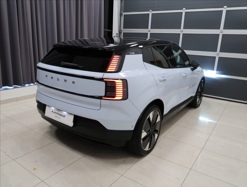 2025 Volvo Ex30 - 13