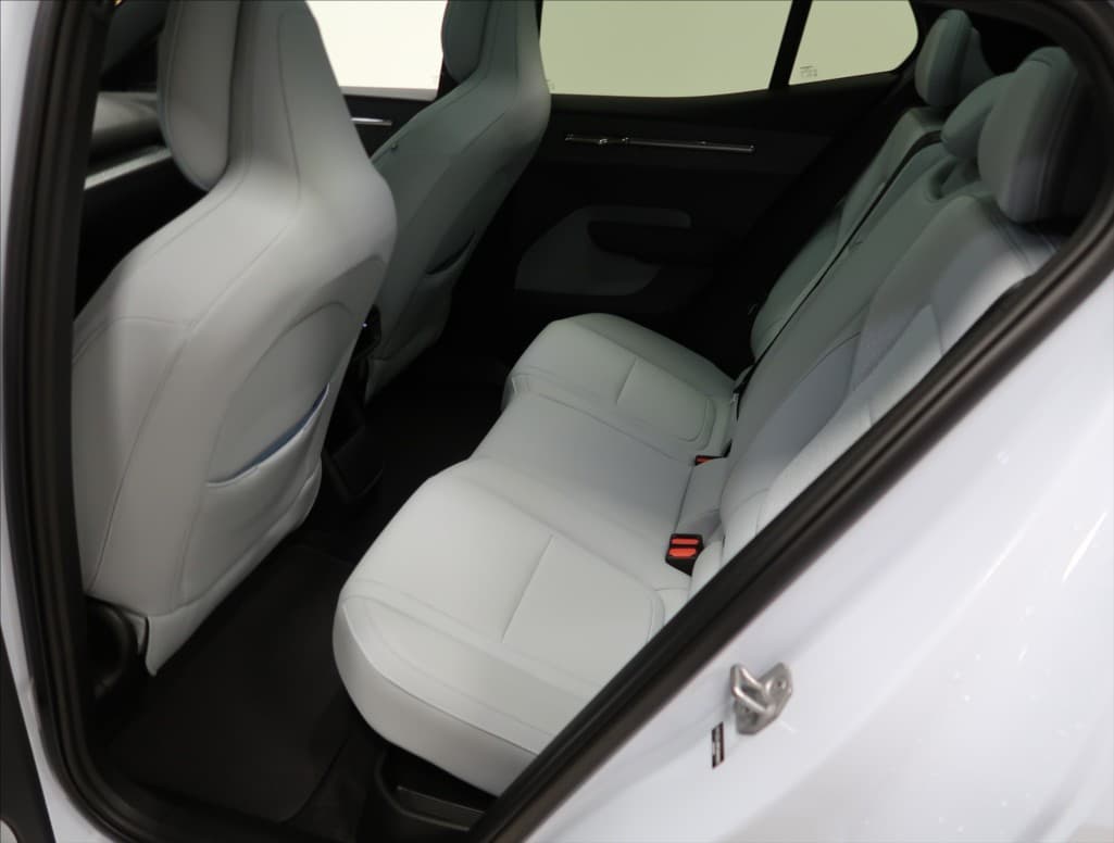 2025 Volvo Ex30 - 29