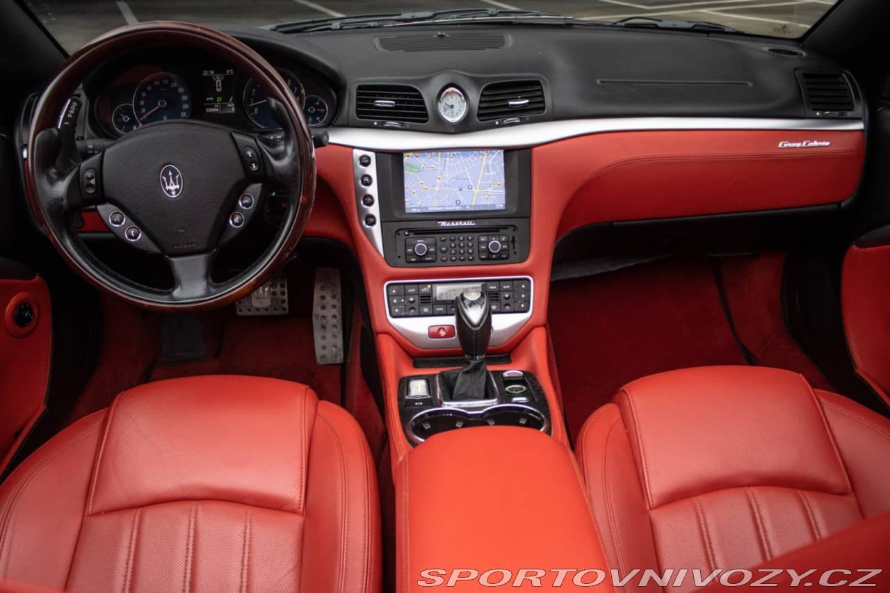 2011 Maserati GRANCABRIO - 11