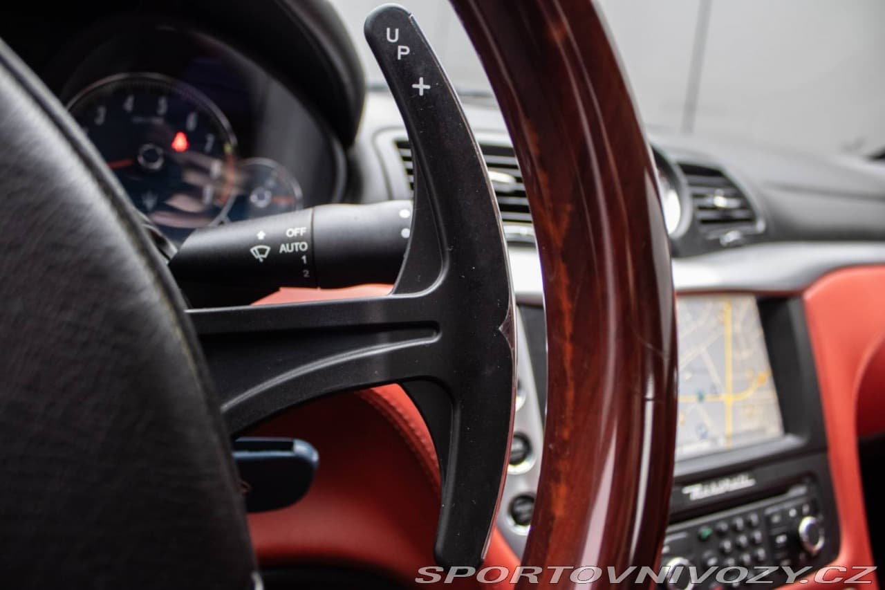 2011 Maserati GRANCABRIO - 20