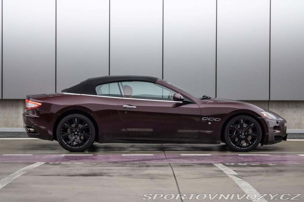 2011 Maserati GRANCABRIO - 5