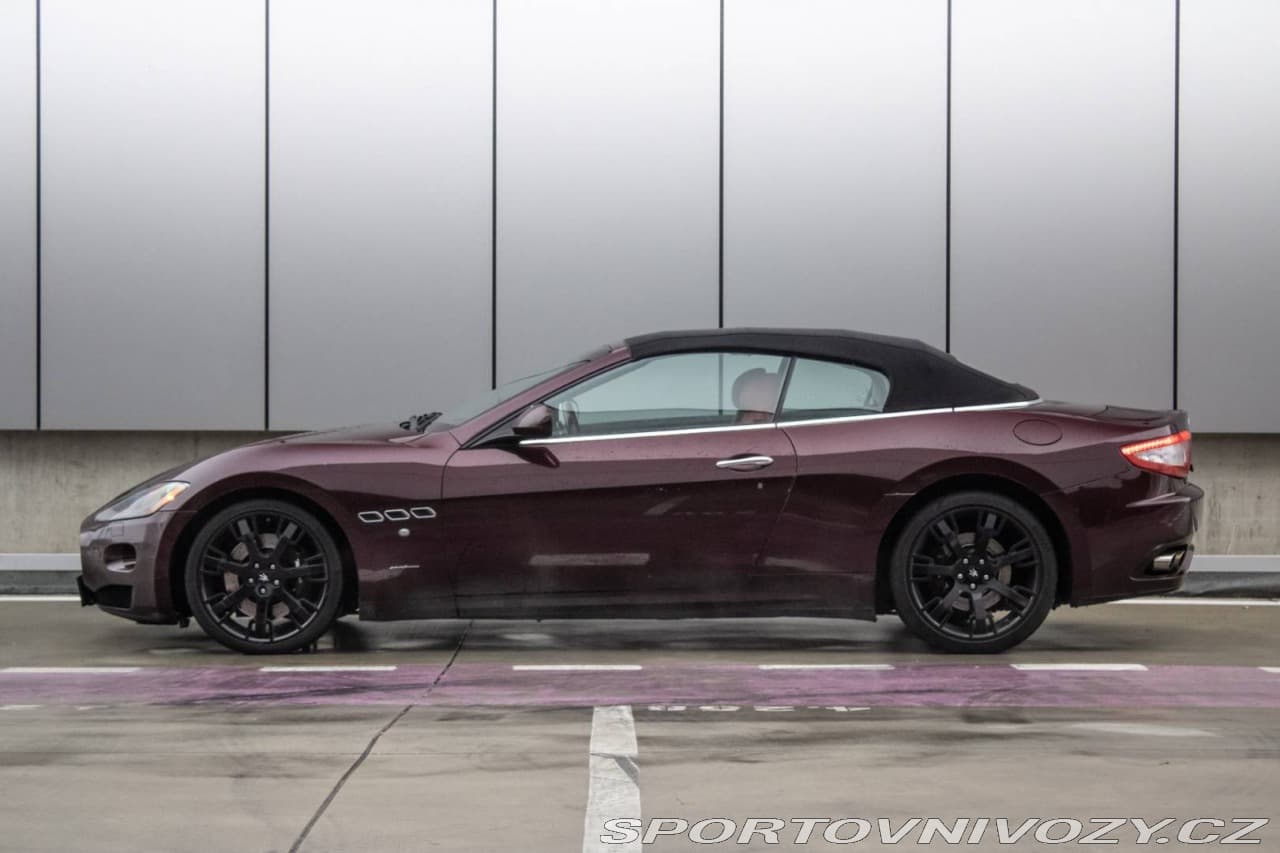 2011 Maserati GRANCABRIO - 9
