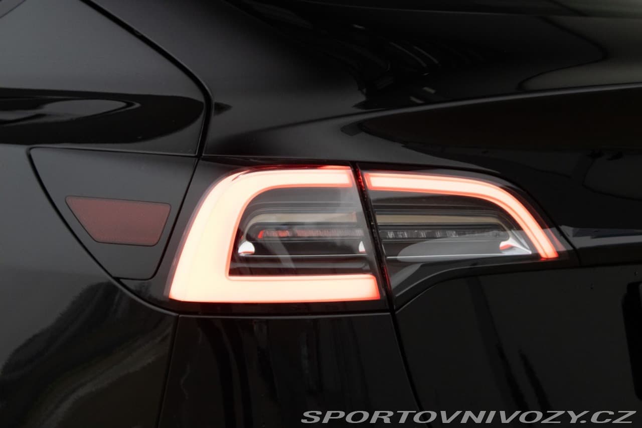 2021 Tesla MODEL 3 - 10