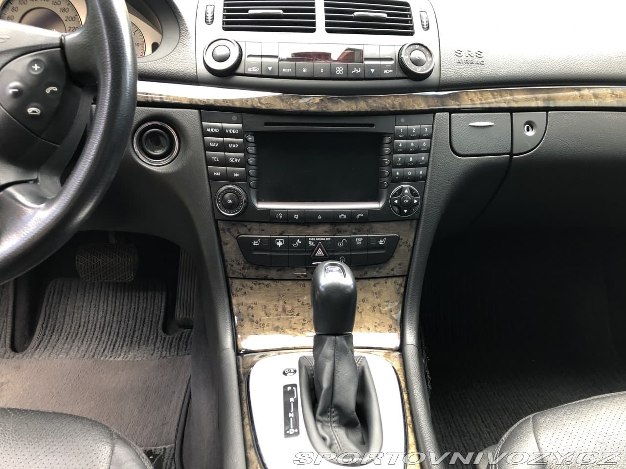 2004 Mercedes-Benz E-CLASS - 9