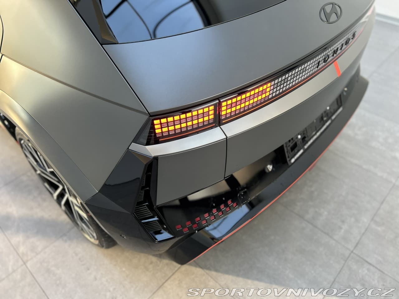 2025 Hyundai Ioniq 5 - 17