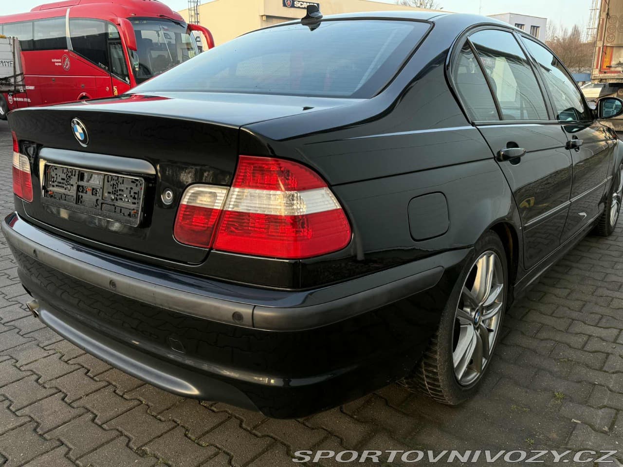 2002 BMW 3-SERIES - 11