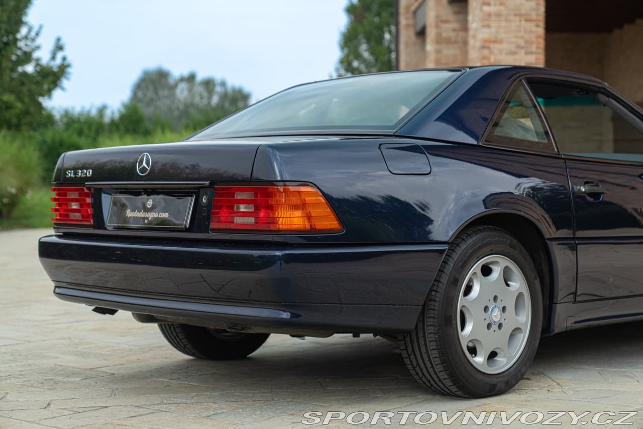 1995 Mercedes-Benz SL - 11