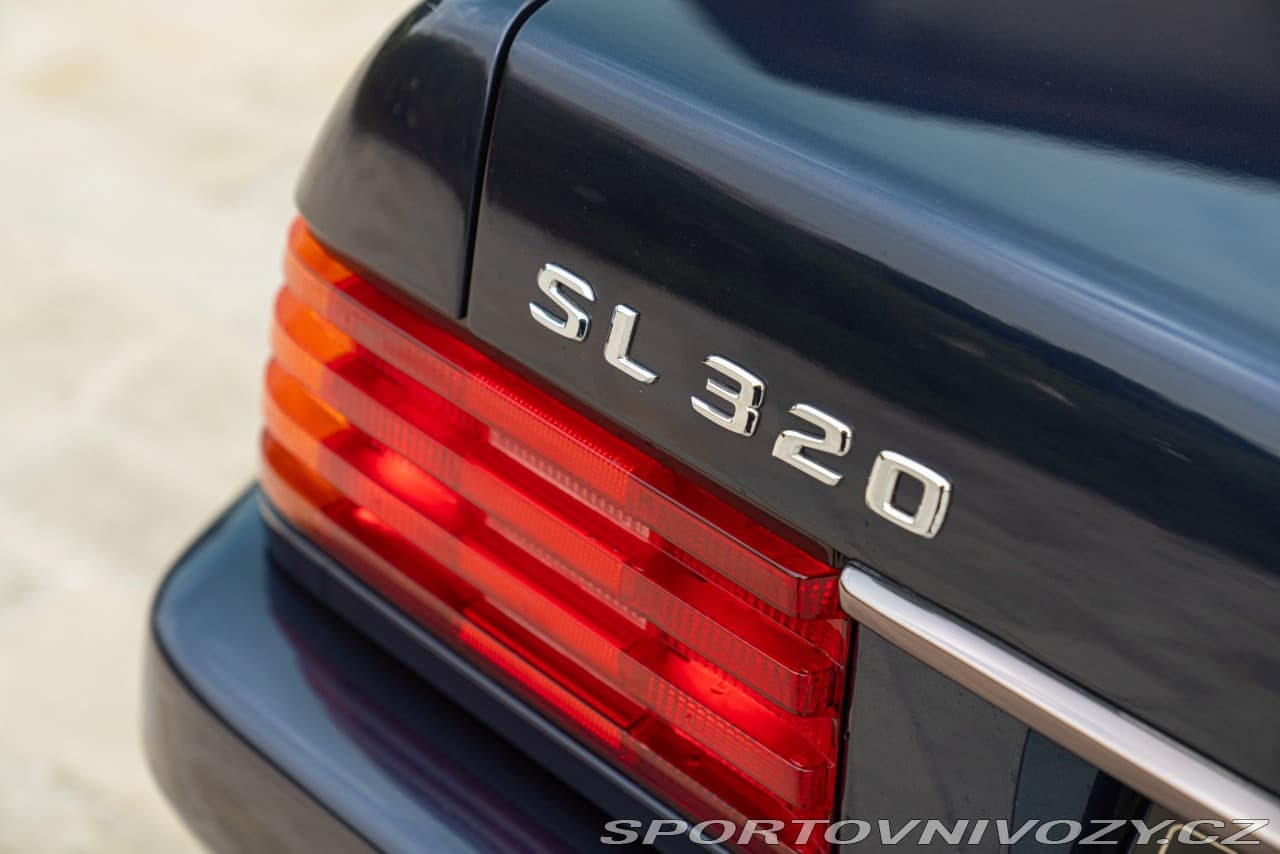 1995 Mercedes-Benz SL - 12